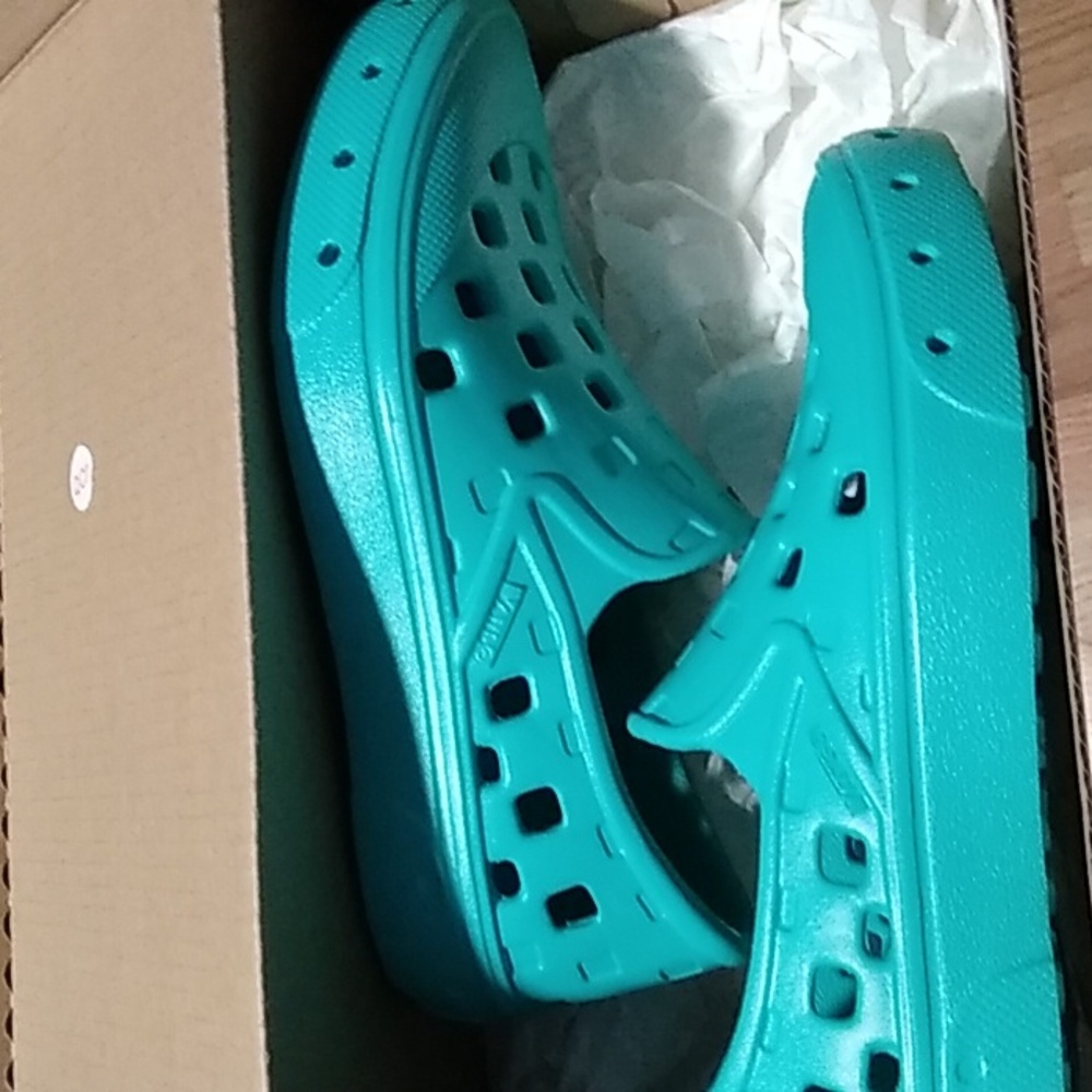 Vans slip ons